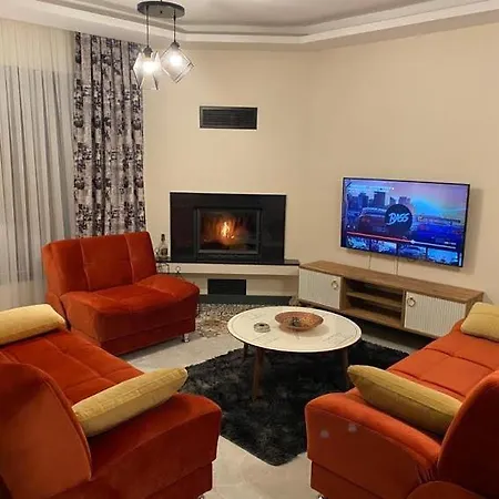 çeşme-müstakıl özel Havuzlu 4 Arti 1 *