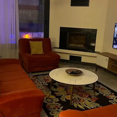 Villa Cesme-muestakil Oezel Havuzlu 4 Arti 1 Cesme