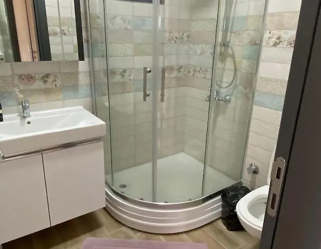 çeşme-müstakıl özel Havuzlu 4 Arti 1 *