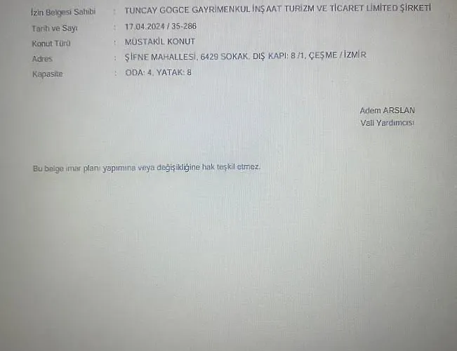 Cesme-muestakil Oezel Havuzlu 4 Arti 1 *